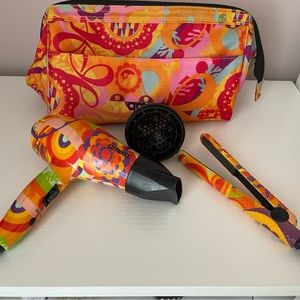 Amika travel set. Mini hair dryer w/ diffuser, flat iron and bag.